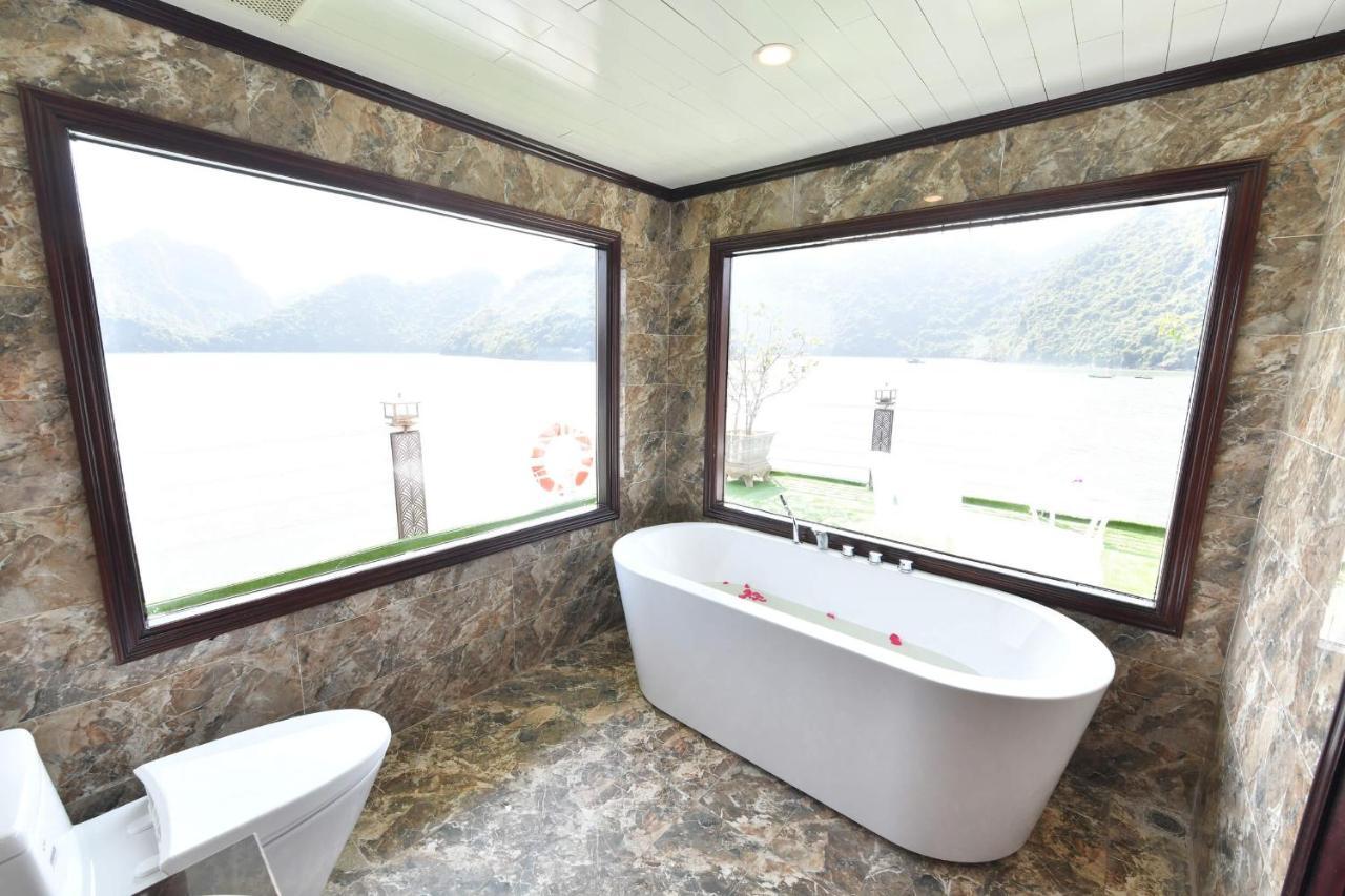 فندق Halong Sapphire Cruise Nan Giang المظهر الخارجي الصورة
